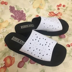 90’s Chunky Platform Sandals